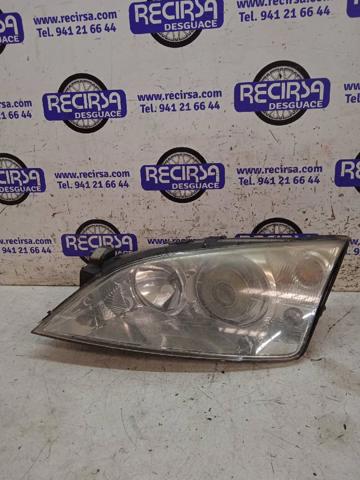 Luz esquerda 301174271 FORD