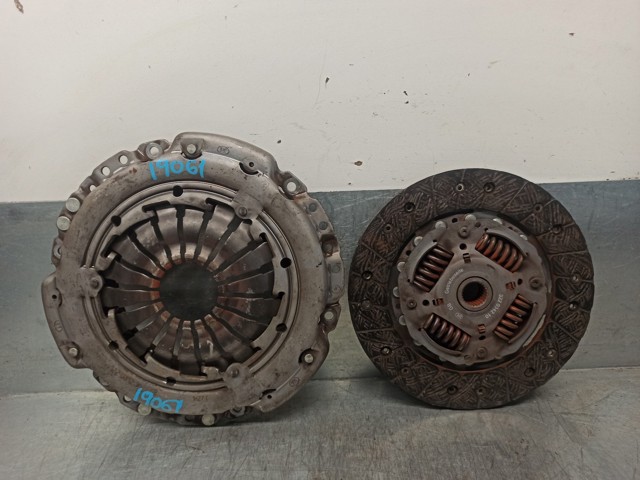 302058324R Renault (RVI)