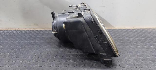 Luz esquerda 302137169 VAG