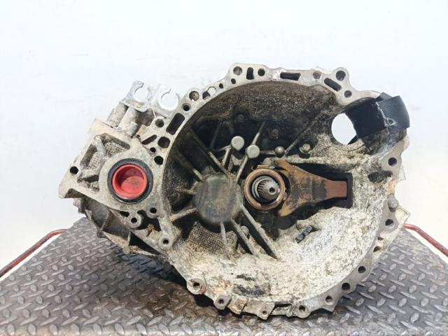 Caixa de Mudança montada (caixa mecânica de velocidades) 303002D110 TOYOTA
