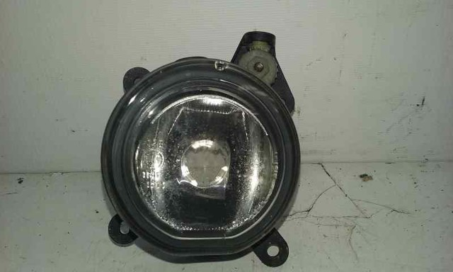 Luzes de nevoeiro esquerdas 305060001 BMW