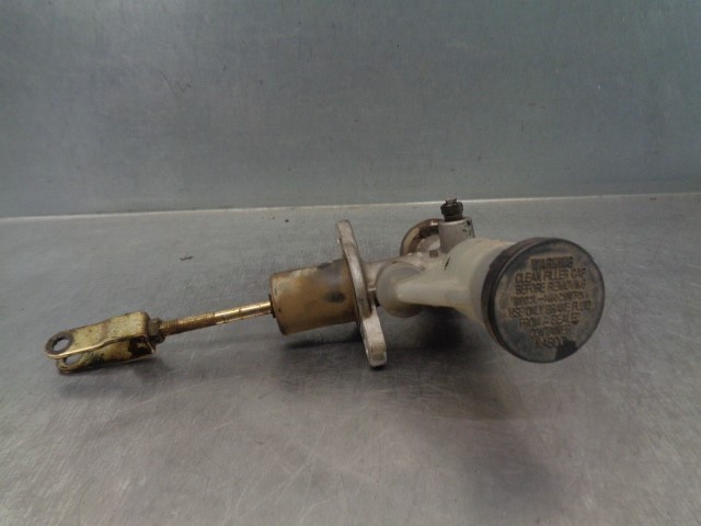 Cilindro mestre de embraiagem 306103S105 NISSAN