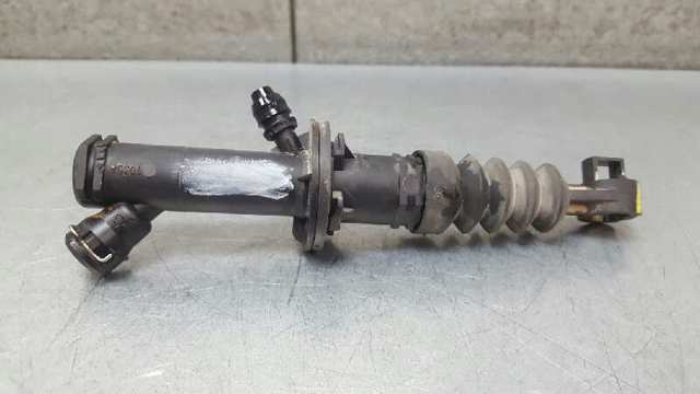 Cilindro mestre de embraiagem 306105773R RENAULT