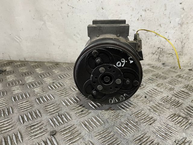 Compressor de aparelho de ar condicionado 30613839 VOLVO