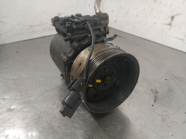 Compressor de aparelho de ar condicionado 30614023 VOLVO