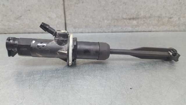 Cilindro de trabalho de embraiagem montado com rolamento de desengate 306201586R RENAULT