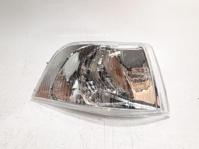 Pisca-pisca direito 30621832 VOLVO