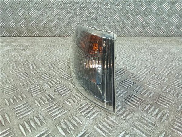 Pisca-pisca direito 30621832 VOLVO