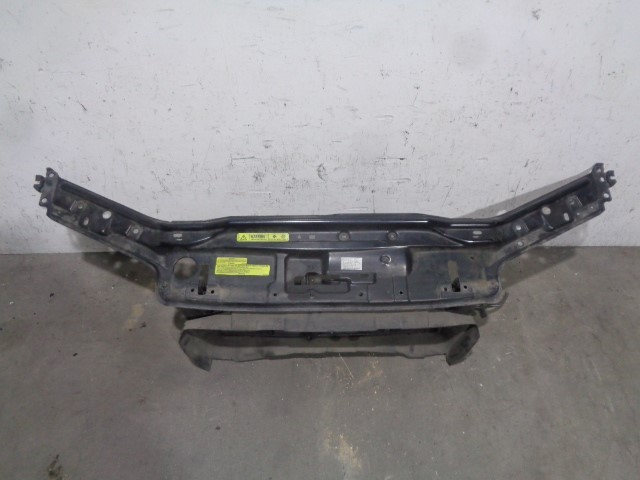 Suporte do radiador montado (painel de montagem de fixação das luzes) 30655380 VOLVO
