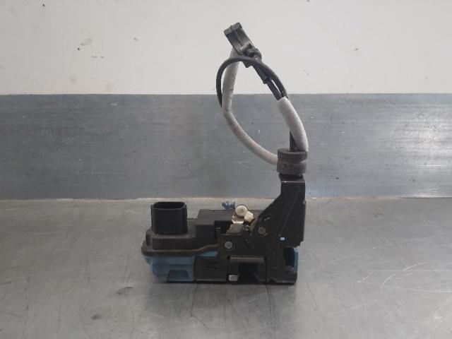 Fecho da porta dianteira esquerda 30663040 VOLVO