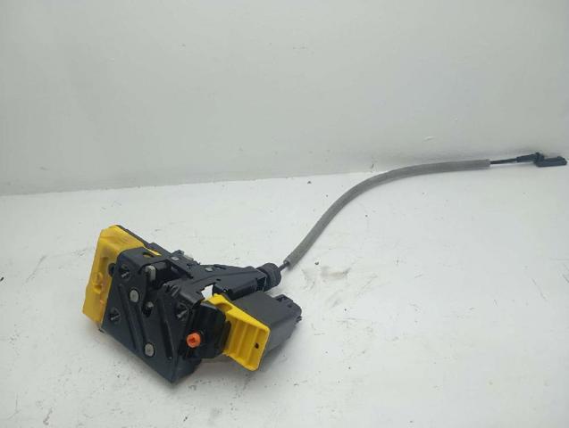 Fecho da porta traseira esquerda 30663049 VOLVO