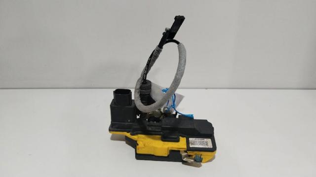 Fecho da porta traseira esquerda 30663049 VOLVO