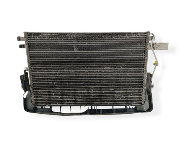 Radiador de aparelho de ar condicionado 30665563 VOLVO