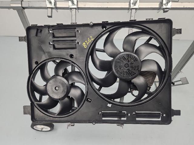 Difusor do radiador de esfriamento, montado com motor e roda de aletas 30668629 VOLVO