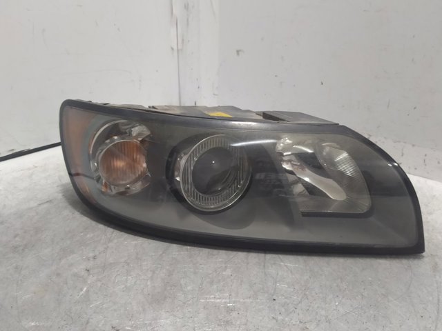 Luz direita 30698886 VOLVO