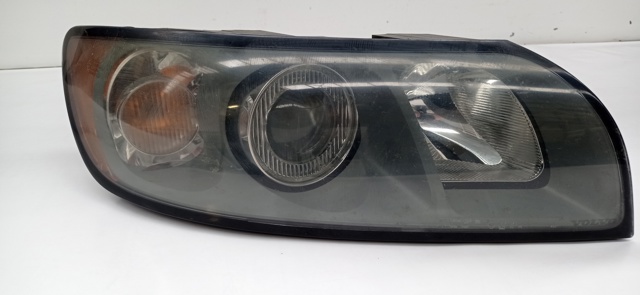 Luz direita 30698886 VOLVO