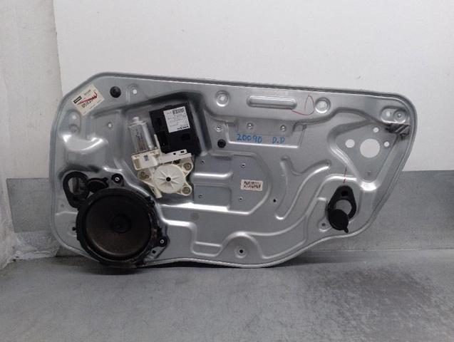 Motor de acionamento de vidro da porta dianteira direita 30710157 VOLVO