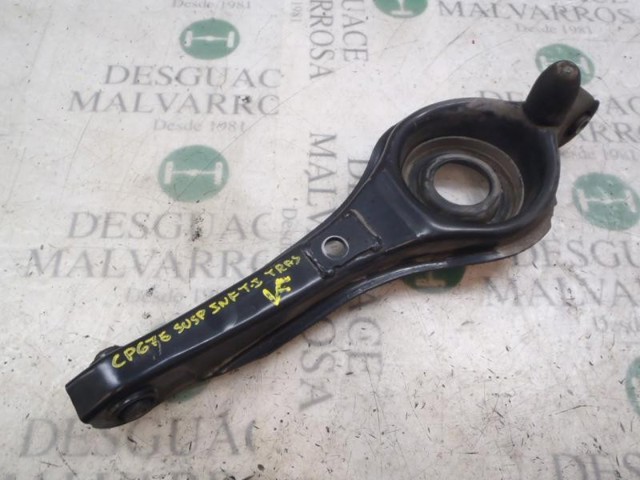 Braço oscilante inferior esquerdo de suspensão traseira/direita 30736922 VOLVO