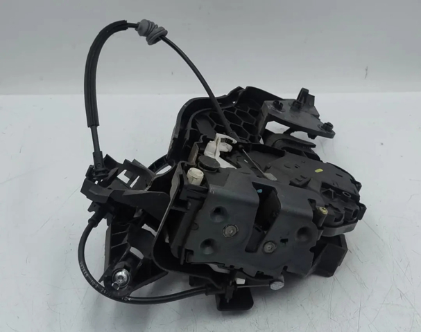 Fecho da porta traseira esquerda 30753665 VOLVO