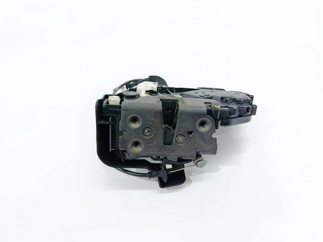 Fecho da porta traseira esquerda 30753668 VOLVO