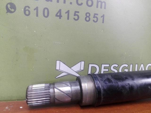 Semieixo (acionador) dianteiro direito 30783097 VOLVO