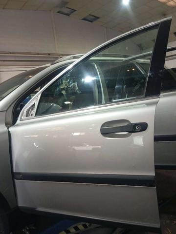 Porta dianteira esquerda 30796496 VOLVO