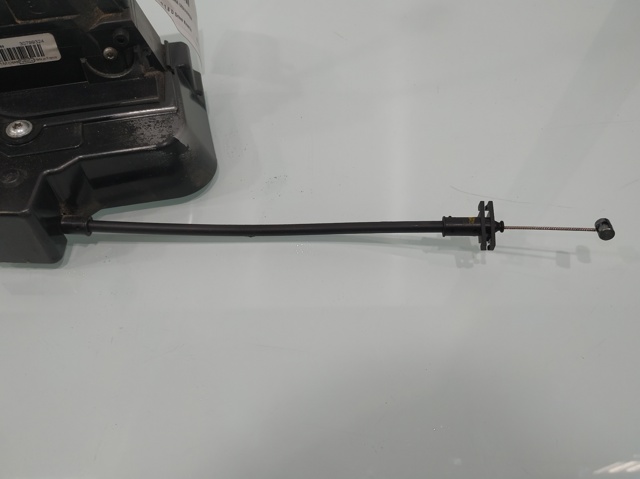 Fecho da porta traseira esquerda 30799324 VOLVO