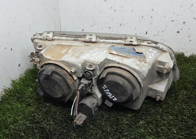 Luz esquerda 30899682 VOLVO