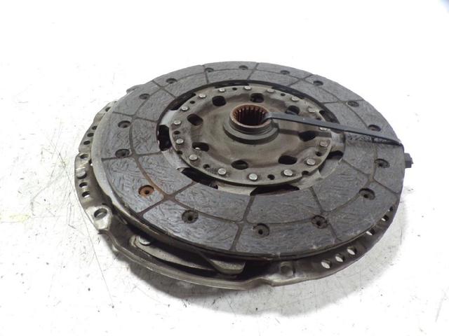 Kit de embraiagem (3 peças) 310010W020 TOYOTA
