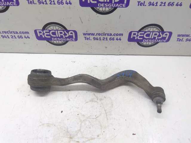 Braço oscilante inferior direito de suspensão dianteira 31102348046 BMW