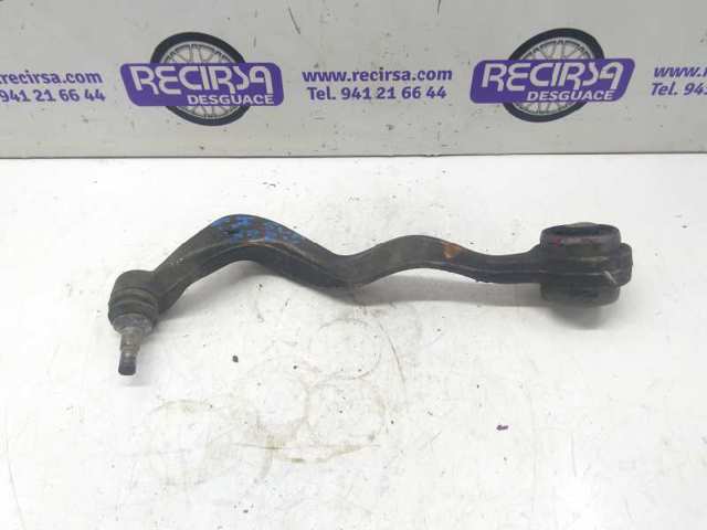 Braço oscilante inferior esquerdo de suspensão dianteira 31102348047 BMW