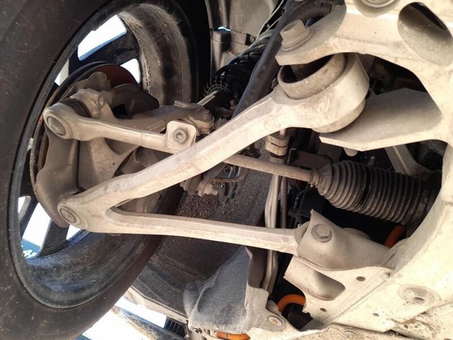 31106863740 BMW
