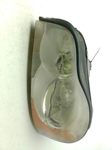 Luz esquerda 31111186 VOLVO