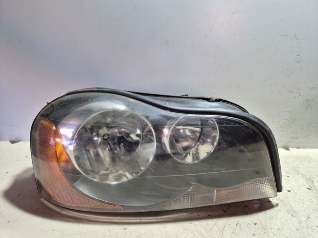 Luz direita 31111187 VOLVO
