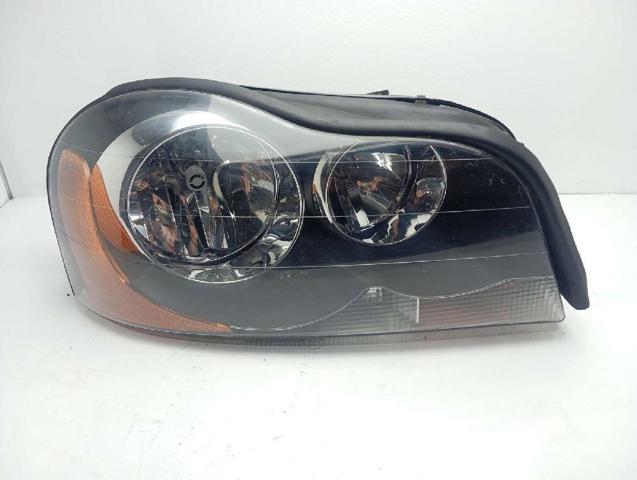 Luz direita 31111187 VOLVO