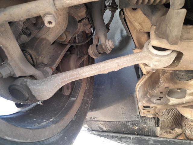 Braço oscilante inferior direito de suspensão dianteira 31122405860 BMW