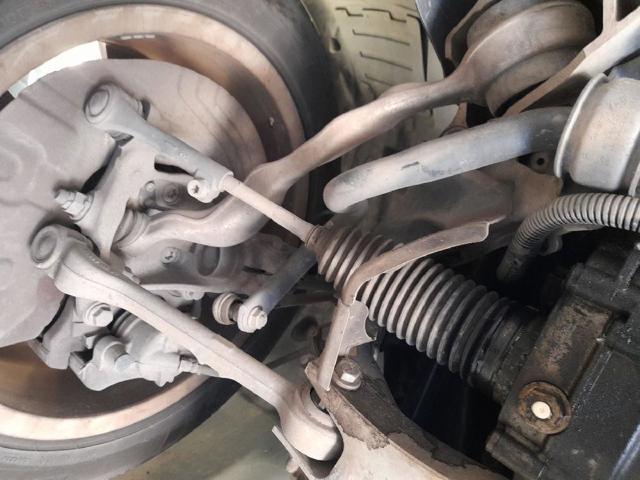 Braço oscilante inferior direito de suspensão dianteira 31122405860 BMW