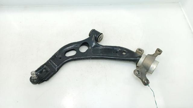 Braço oscilante inferior esquerdo de suspensão dianteira 31126879843 BMW
