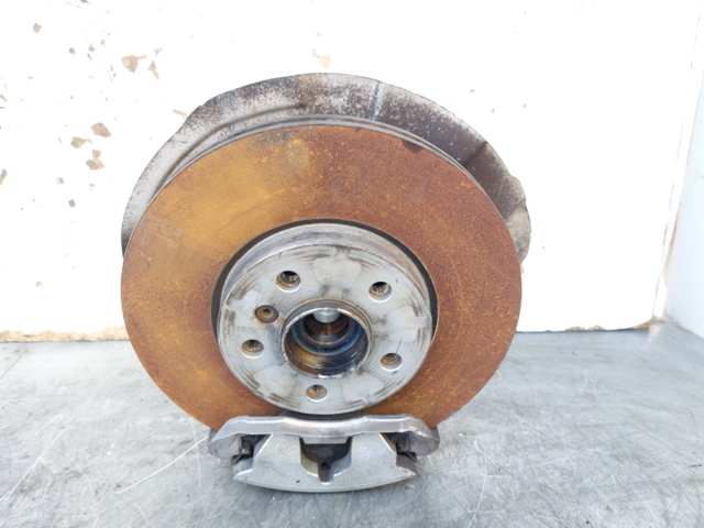 31208845775 BMW