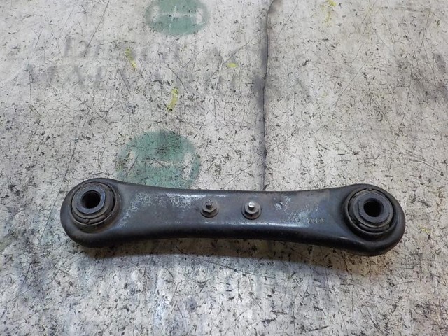 Braço oscilante inferior esquerdo de suspensão traseira/direita 31262931 VOLVO