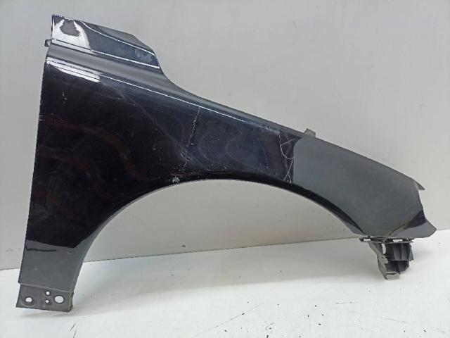 Pára-lama dianteiro direito 31294001 VOLVO