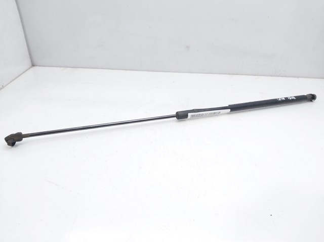  Volvo V40  (525, 526)