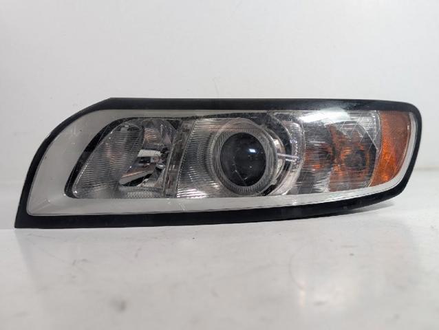 Luz esquerda 31299583 VOLVO