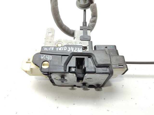 Fecho da porta traseira direita 31301432 VOLVO