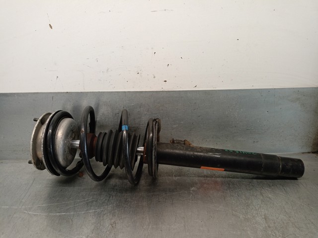 Amortecedor dianteiro esquerdo 31311096849 BMW