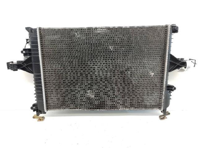 Radiador de esfriamento de motor 31319056 VOLVO