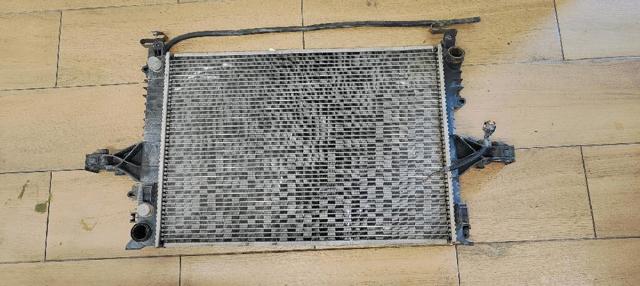 Radiador de esfriamento de motor 31319056 VOLVO
