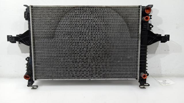 Radiador de esfriamento de motor 31319056 VOLVO