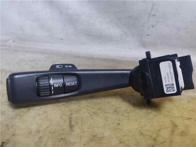 Comutador esquerdo instalado na coluna da direção 31334647 VOLVO