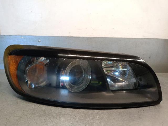 Luz direita 31335200 VOLVO